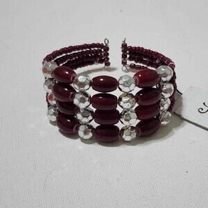Treska plum beaded stretch bracelet new!!!